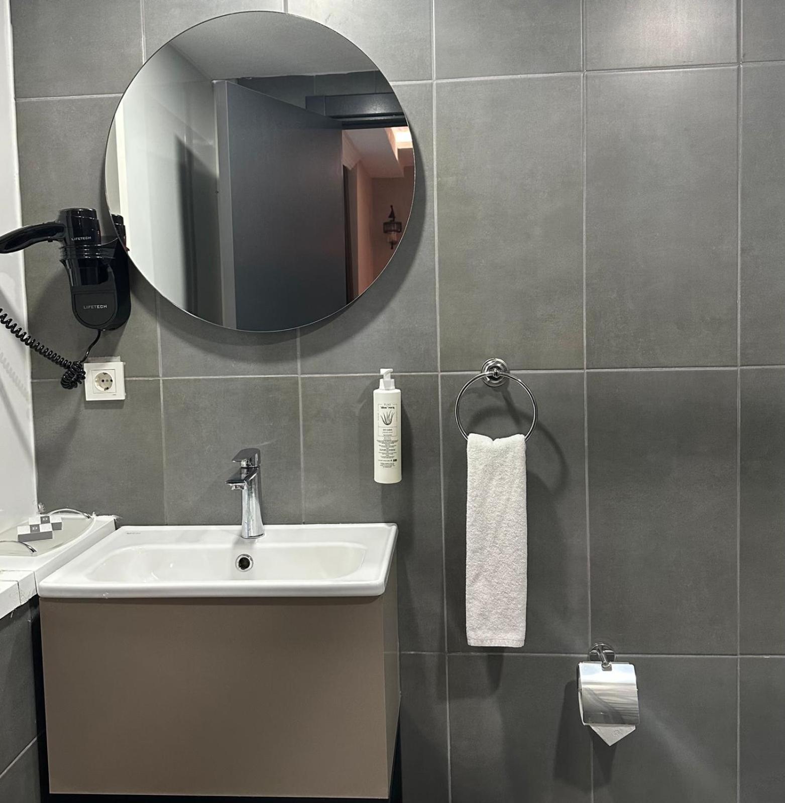 Monezza Hotel Maltepe Stambuł Zewnętrze zdjęcie